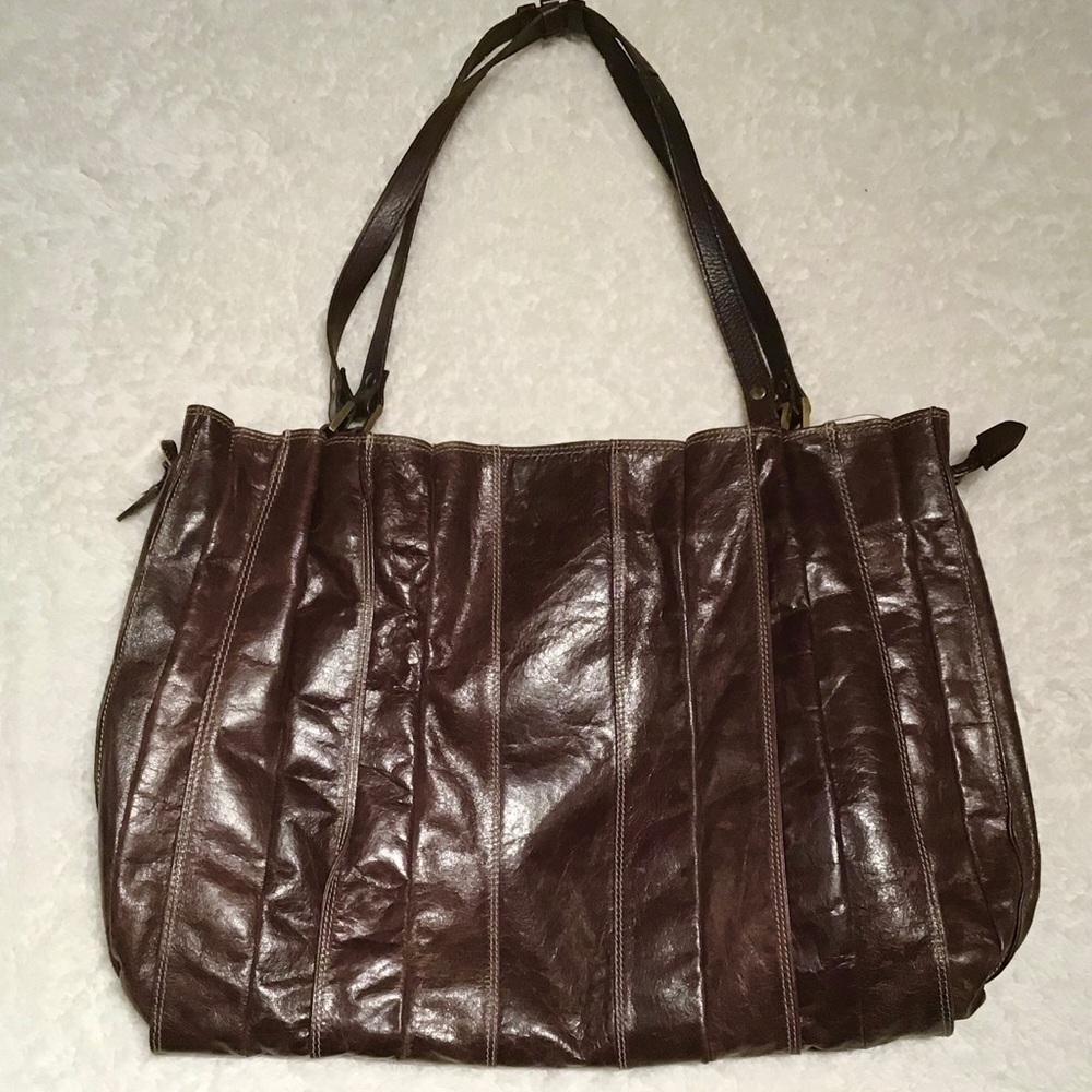Women’s brown NINO BOSSI bag or purse/ 18x13